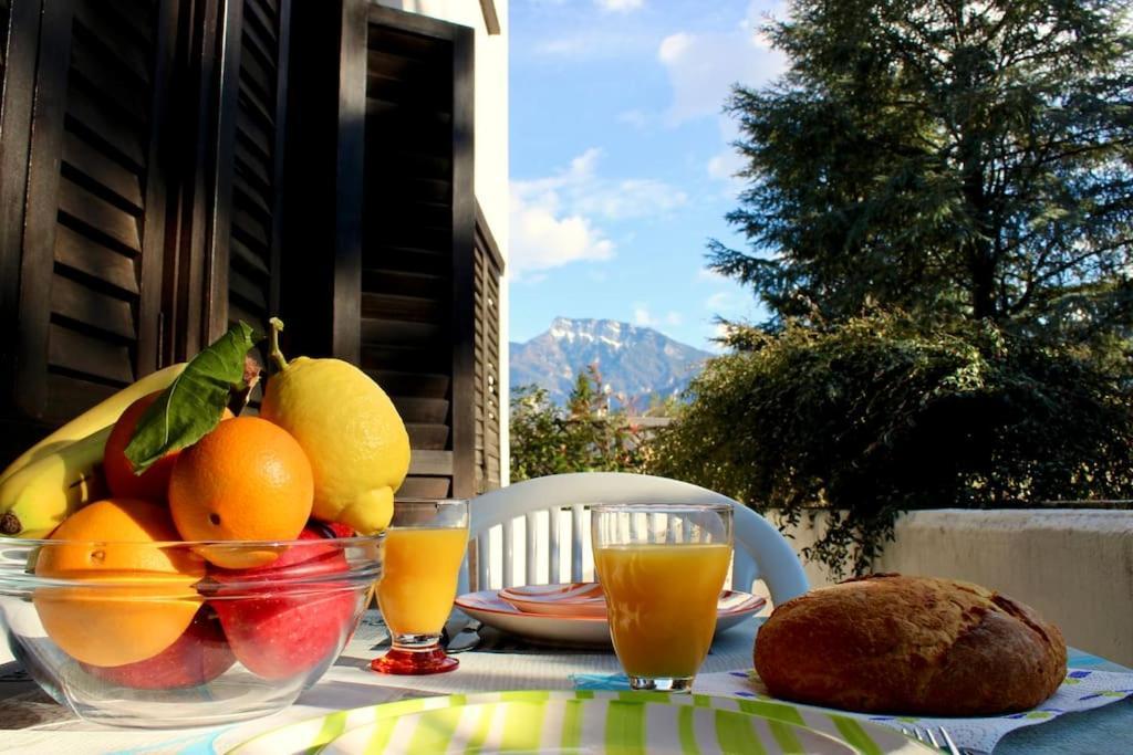 Fronte LagoResidencegarden, Moderno Appartamento 칼세라니카알라고 외부 사진