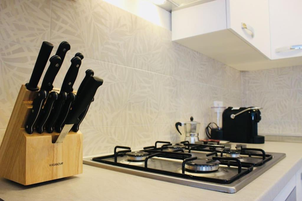 Fronte LagoResidencegarden, Moderno Appartamento 칼세라니카알라고 외부 사진