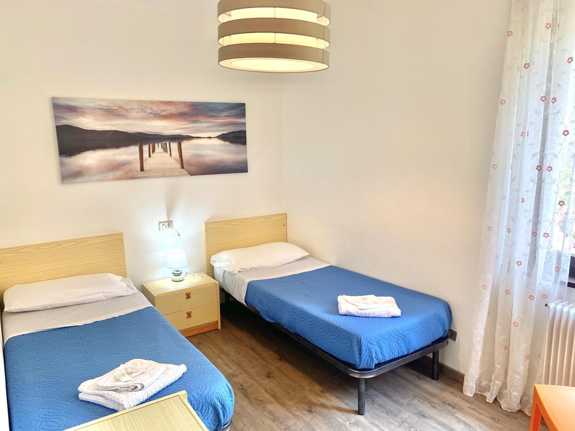 Fronte LagoResidencegarden, Moderno Appartamento 칼세라니카알라고 외부 사진